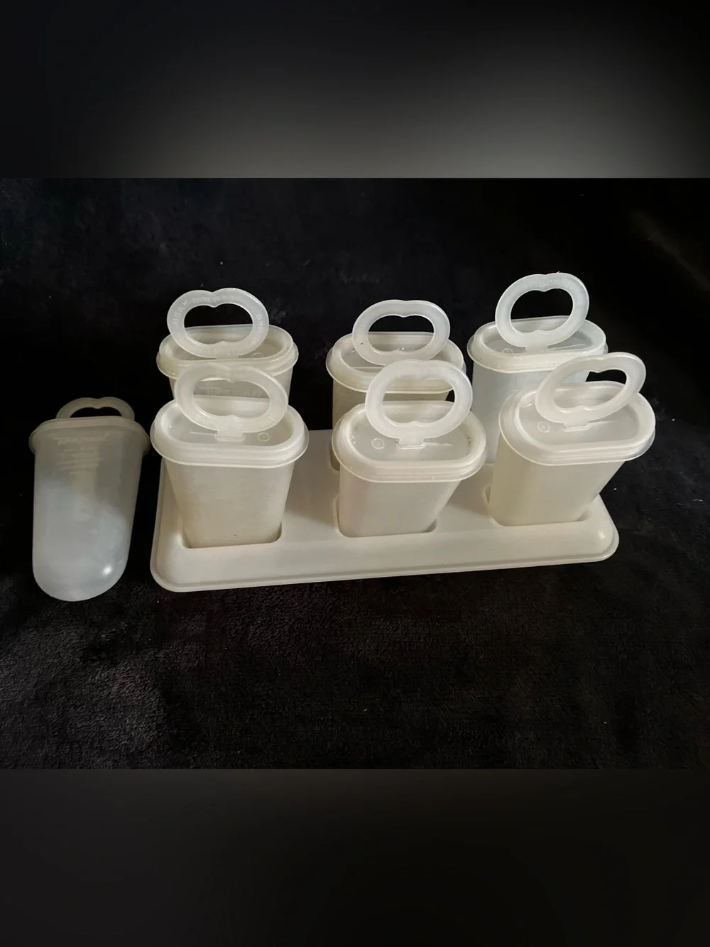 Tupperware vintage set